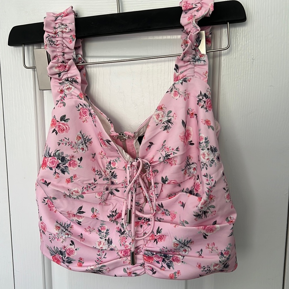White Fox size small pink floral crop top
